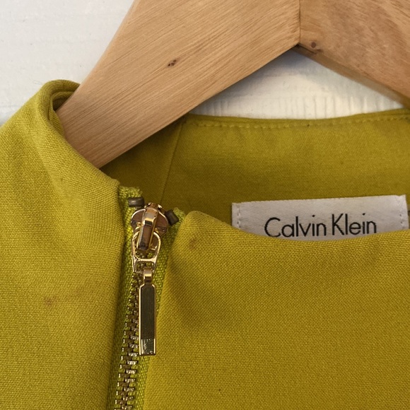 Calvin Klein pea green zipper dress size 2 - Picture 4 of 5